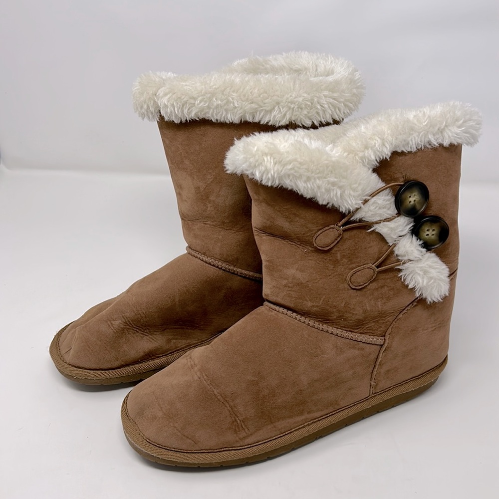 Sugar Brown Snow Boots Size 7 Excellent Condition